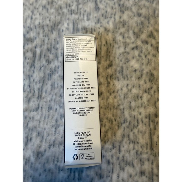 bareMinerals Complexion Rescue Tinted Hydrating Gel Cream SPF 30 Chestnut 09 - Picture 4 of 6